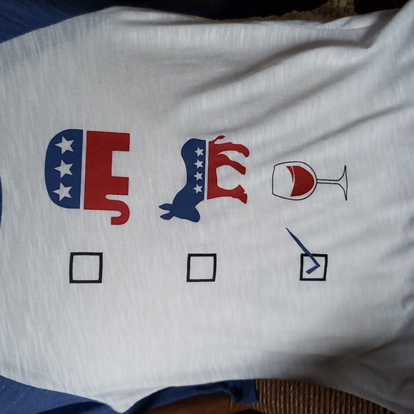 Eyeshadow wine party shirt, size S - Picture 4 of 6